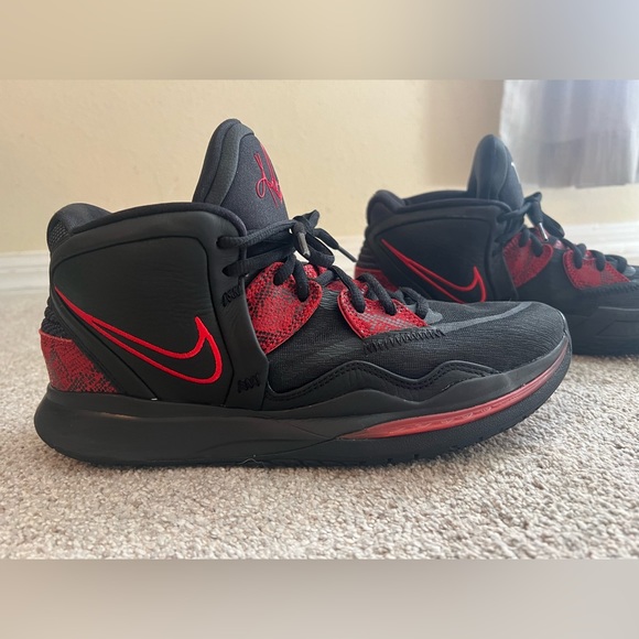 Nike Kyrie 8 Infinity Bred 2022 men’s basketball shoes - Picture 2 of 6